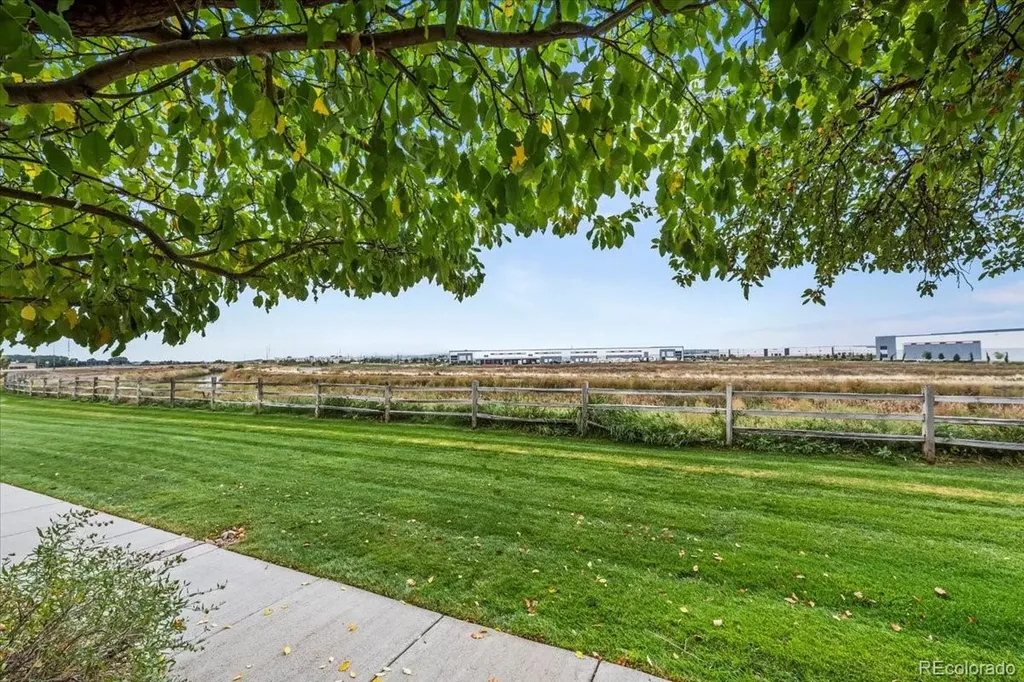 10449 Paris Street Commerce City CO 80640