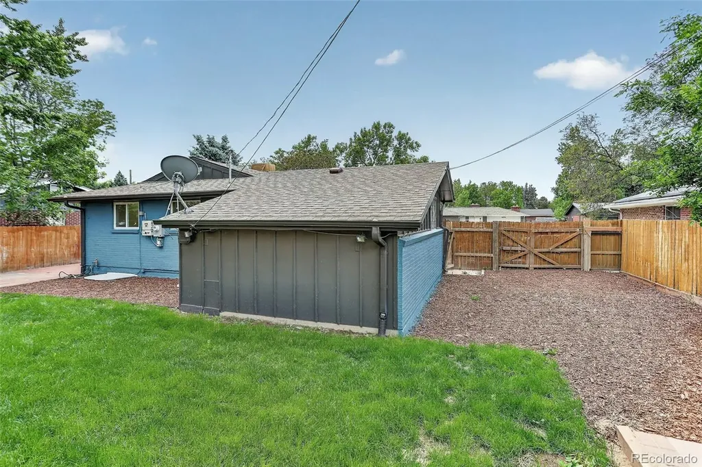 10523 W 62nd Place Arvada CO 80004