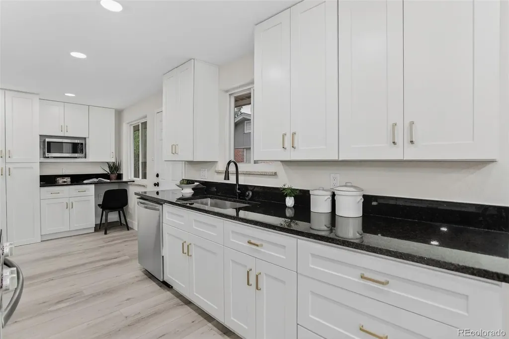 10523 W 62nd Place Arvada CO 80004