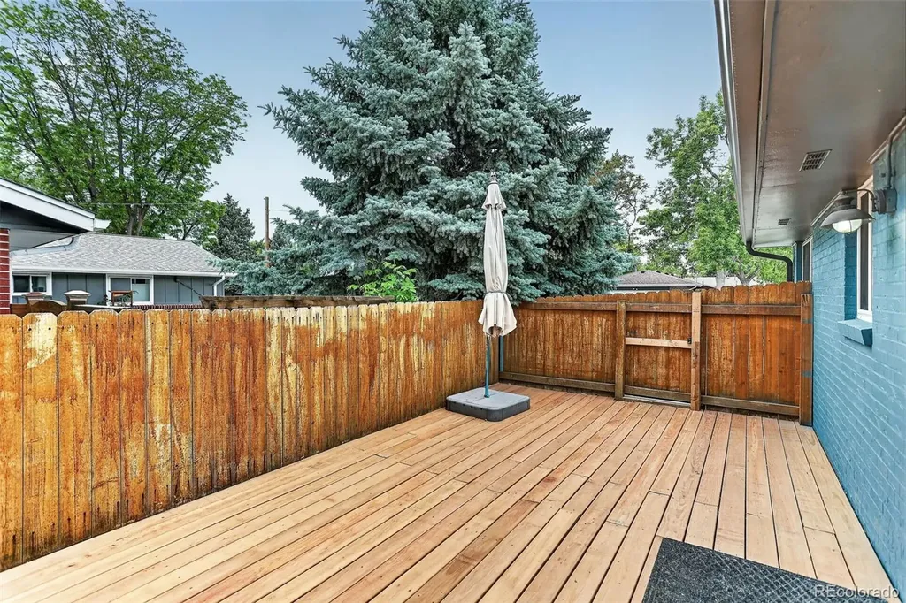 10523 W 62nd Place Arvada CO 80004
