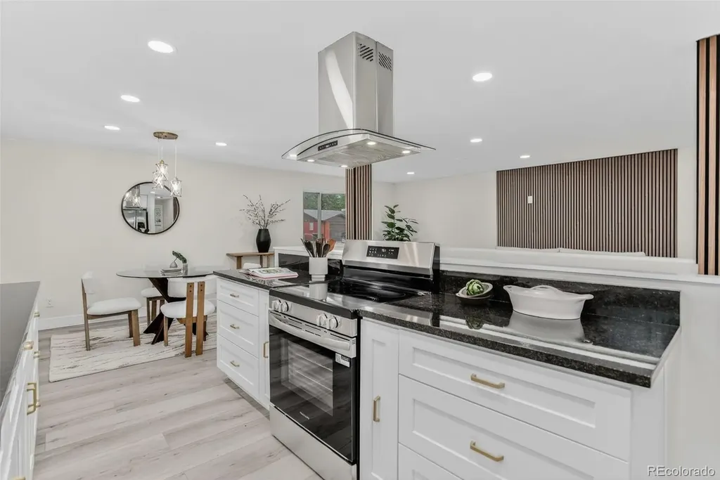 10523 W 62nd Place Arvada CO 80004
