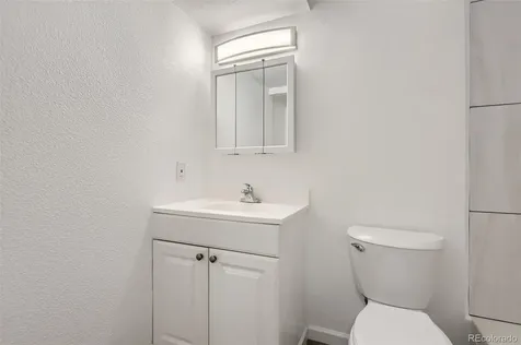 932 S Dearborn Aurora CO 80012