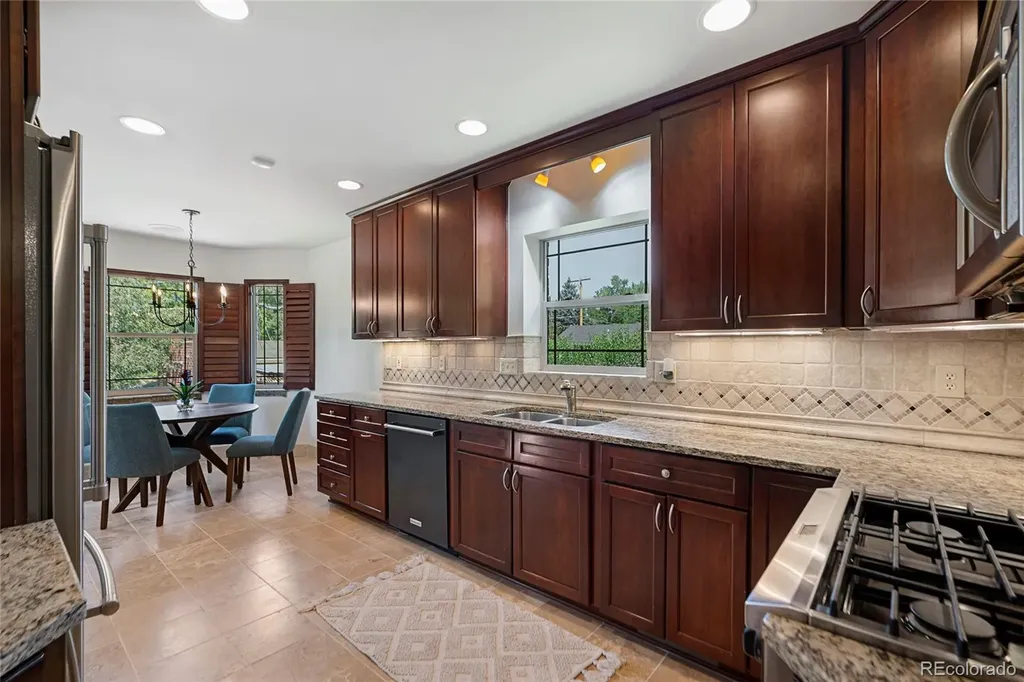 1090 Bonnie Brae Boulevard Denver CO 80209