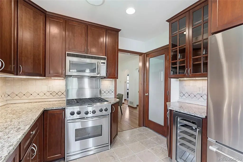1090 Bonnie Brae Boulevard Denver CO 80209
