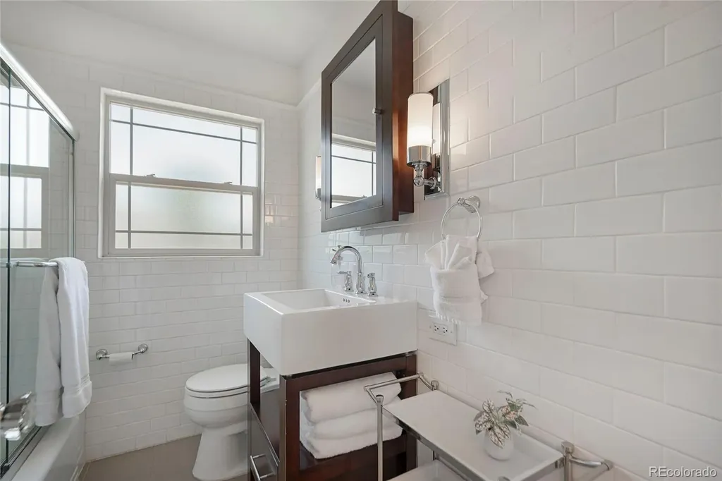 1090 Bonnie Brae Boulevard Denver CO 80209