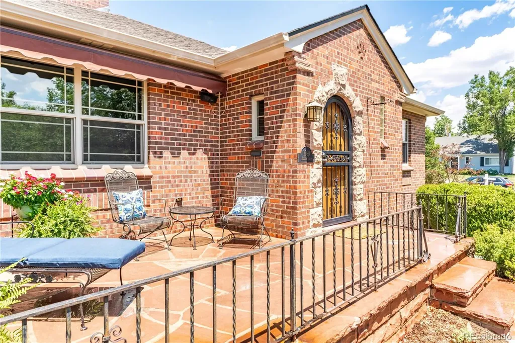 1090 Bonnie Brae Boulevard Denver CO 80209