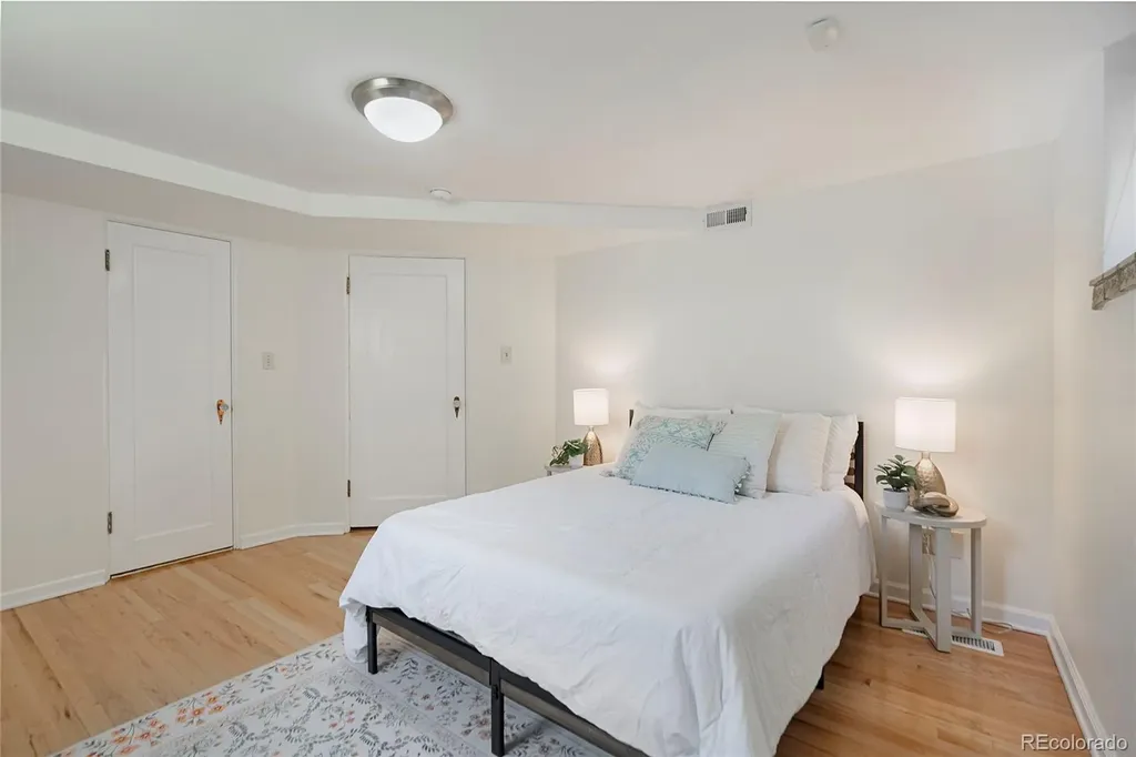 1090 Bonnie Brae Boulevard Denver CO 80209