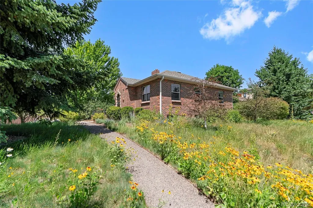 1090 Bonnie Brae Boulevard Denver CO 80209
