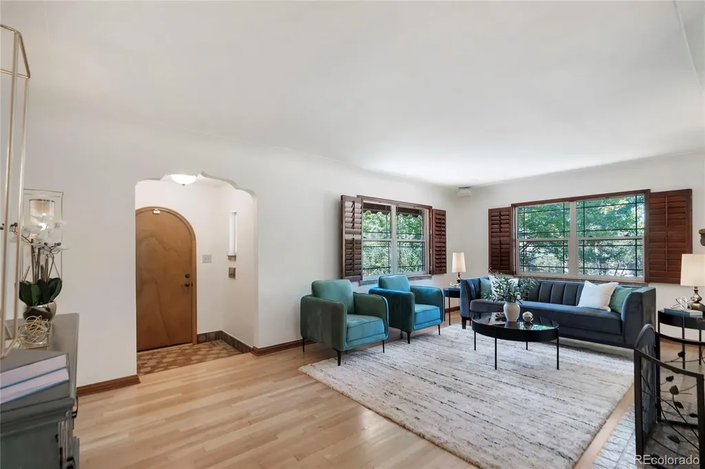 1090 Bonnie Brae Boulevard Denver CO 80209