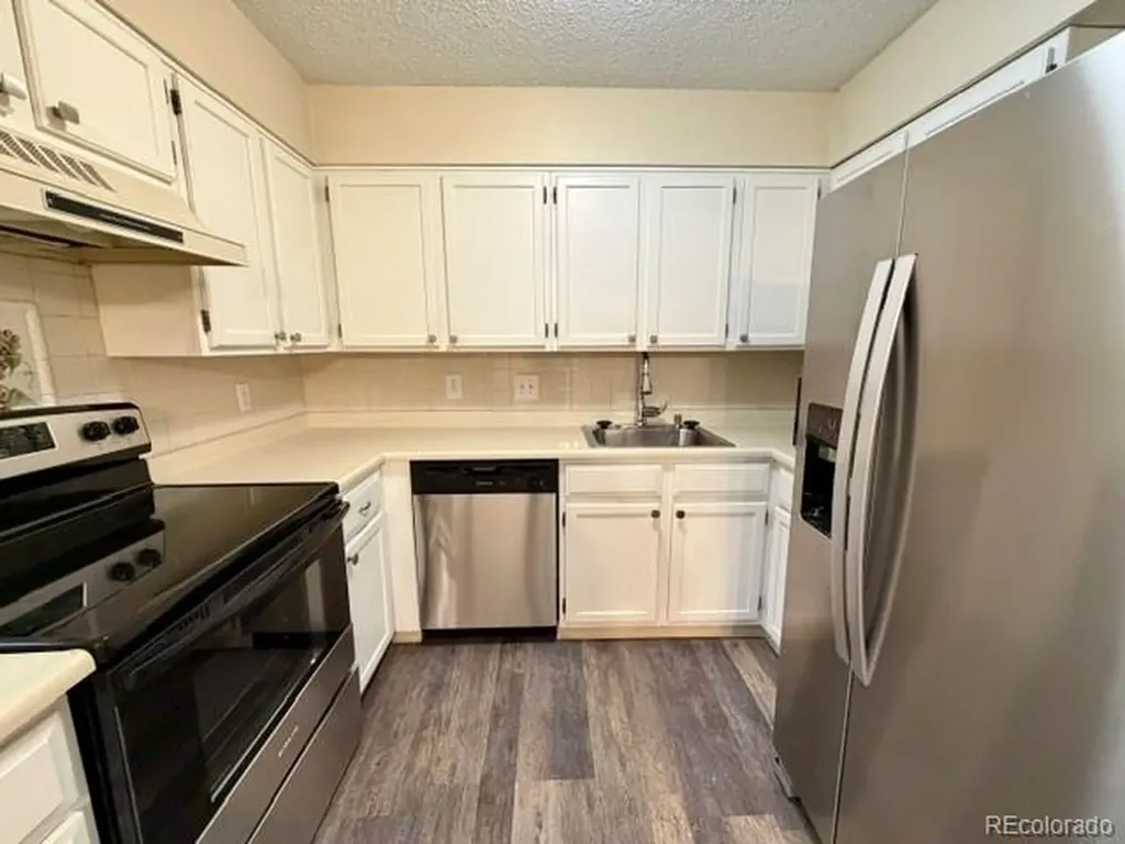 337 Wright Street Lakewood CO 80228