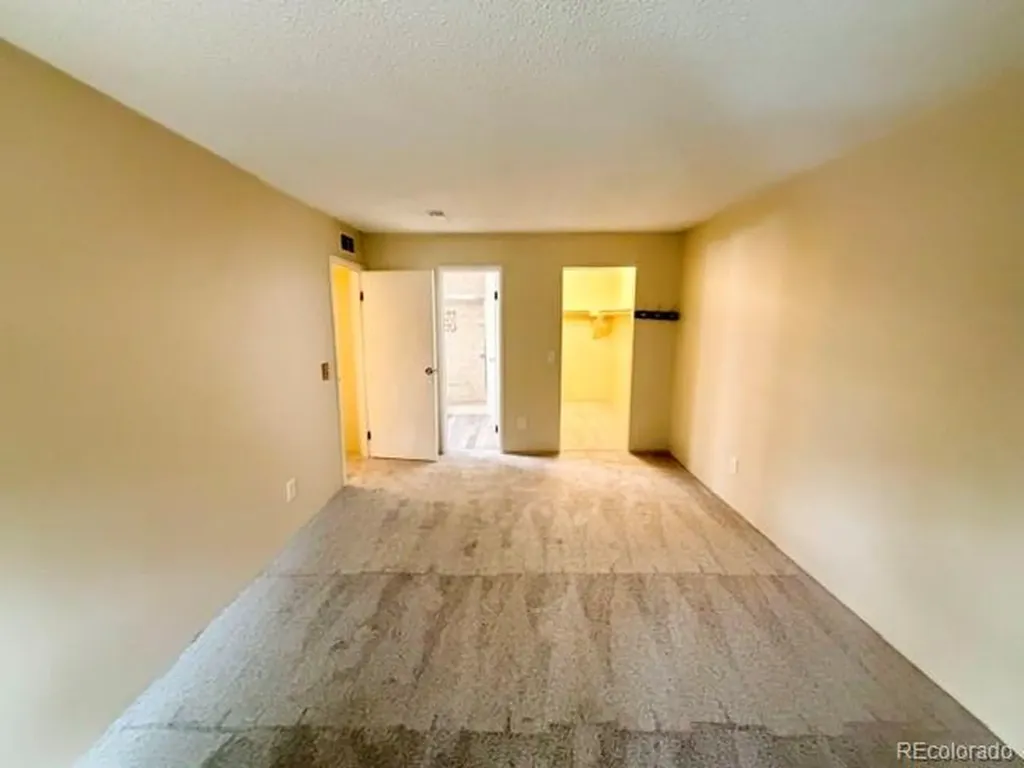 337 Wright Street Lakewood CO 80228