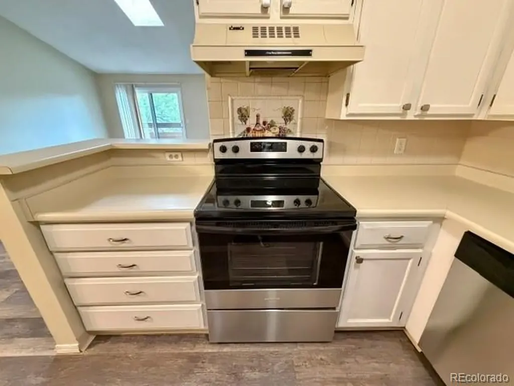 337 Wright Street Lakewood CO 80228