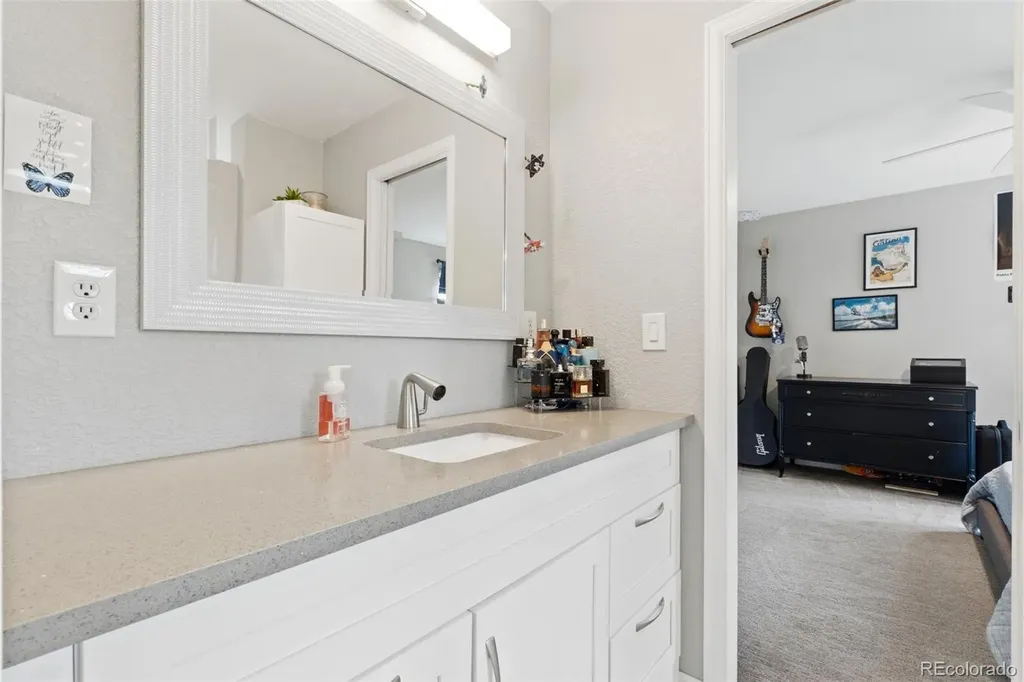 3960 Stonegrass Point Broomfield CO 80023