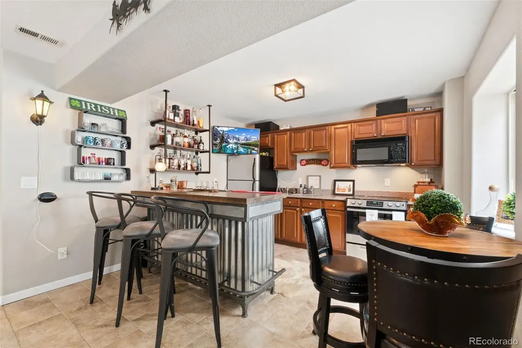 3960 Stonegrass Point Broomfield CO 80023