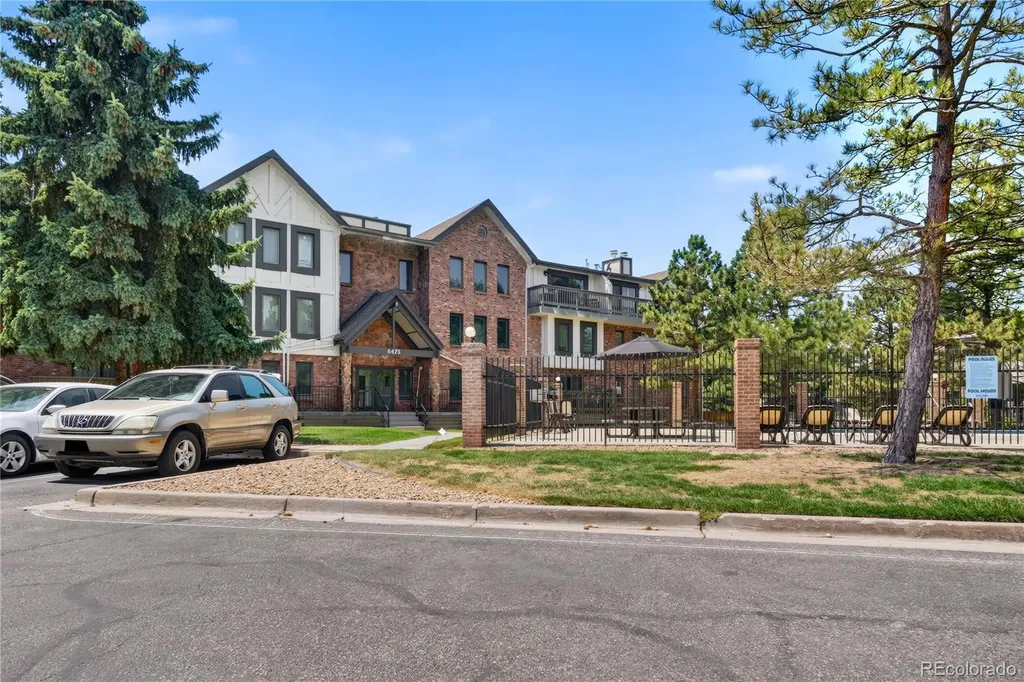 6475 S Dayton Street Englewood CO 80111