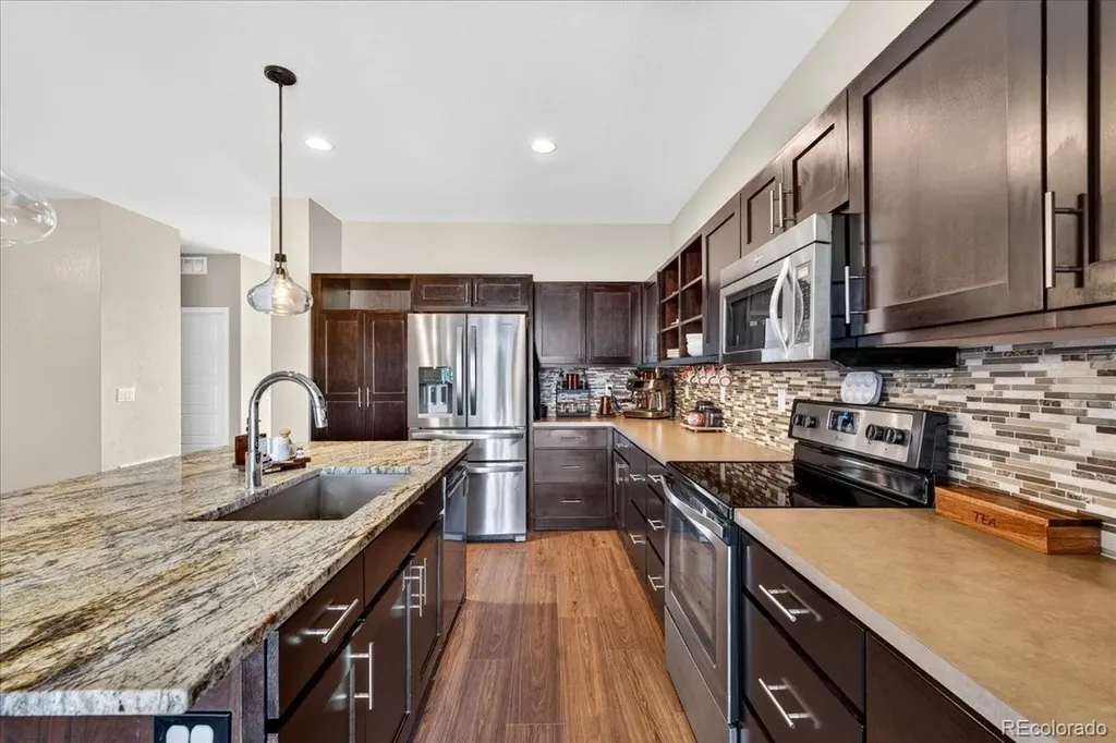 10249 Southlawn Circle Commerce City CO 80022