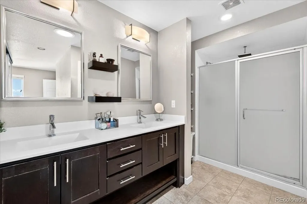 10249 Southlawn Circle Commerce City CO 80022