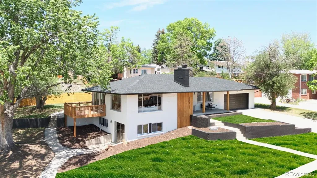 2651 S Chase Lane Lakewood CO 80227