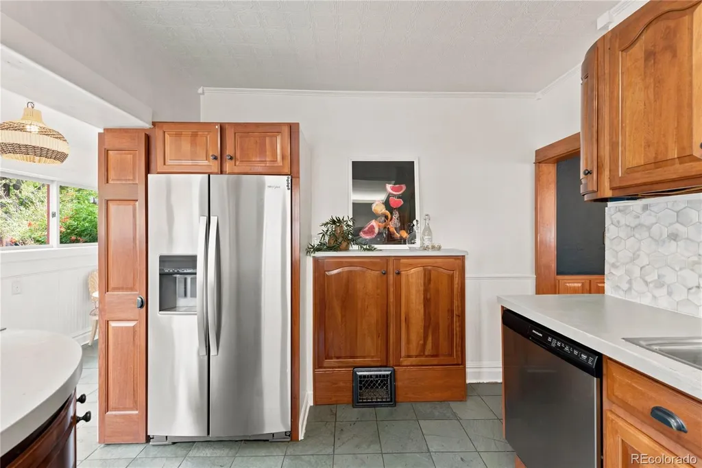 3025 Grove Street Denver CO 80211