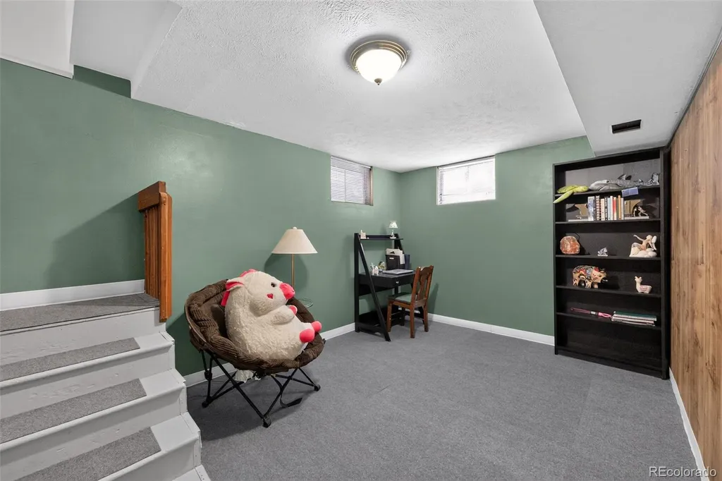 1580 S Knox Court Denver CO 80219