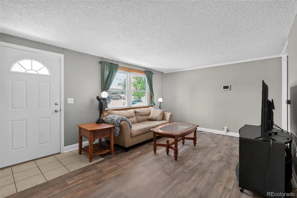 1580 S Knox Court Denver CO 80219