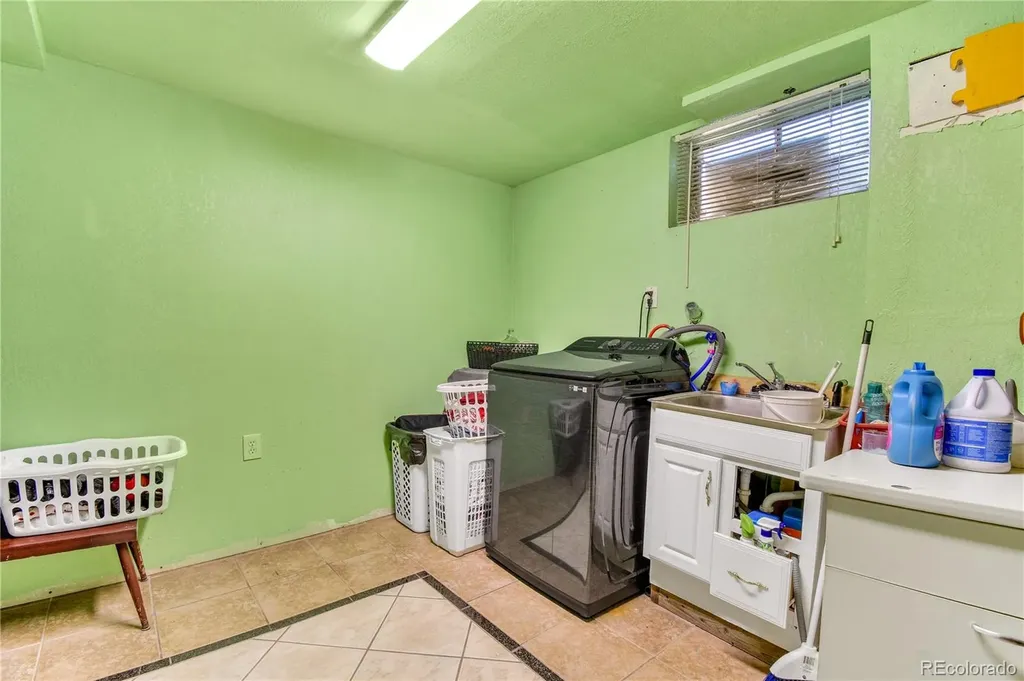 7477 Canosa Court Westminster CO 80030