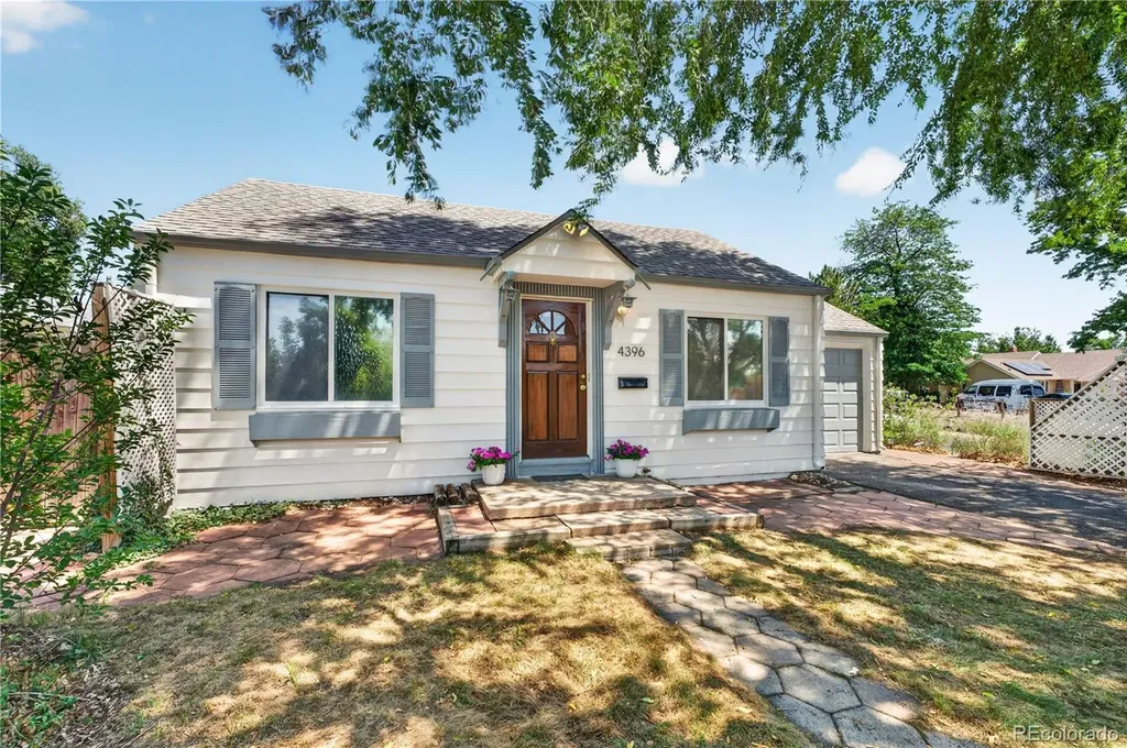 4396 S Huron Street Englewood CO 80110