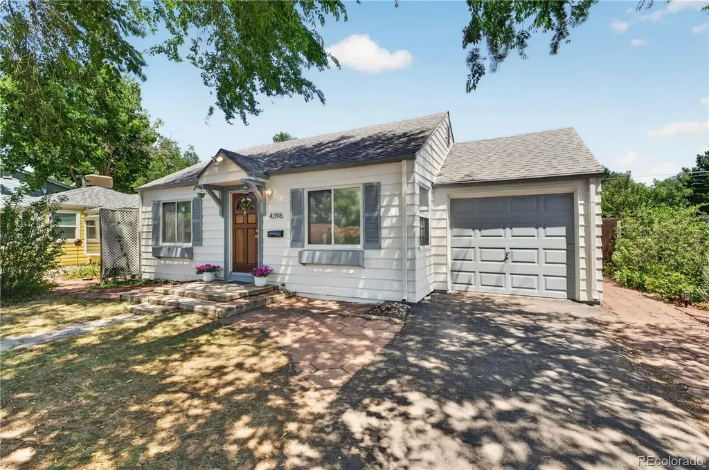 4396 S Huron Street Englewood CO 80110