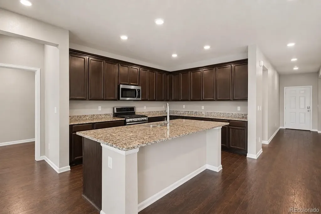 9257 Richfield Street Commerce City CO 80022