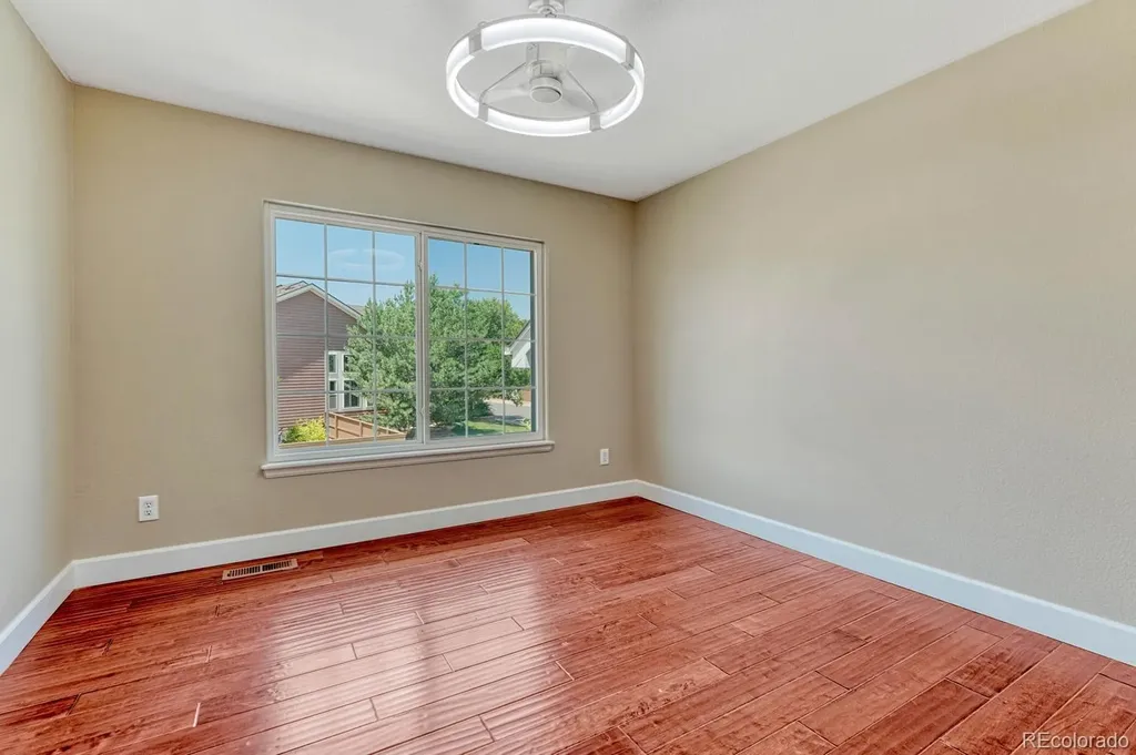 10202 Nickolas Avenue Littleton CO 80130