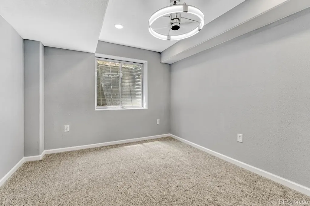 10202 Nickolas Avenue Littleton CO 80130