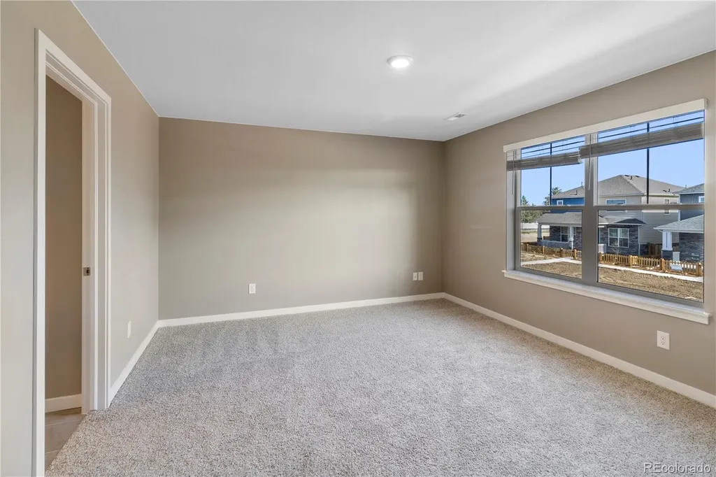 827 N Quatar Street Aurora CO 80018