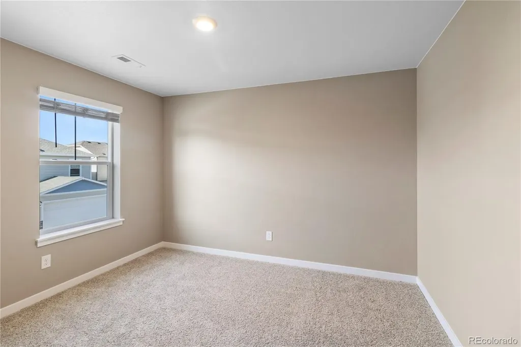 827 N Quatar Street Aurora CO 80018