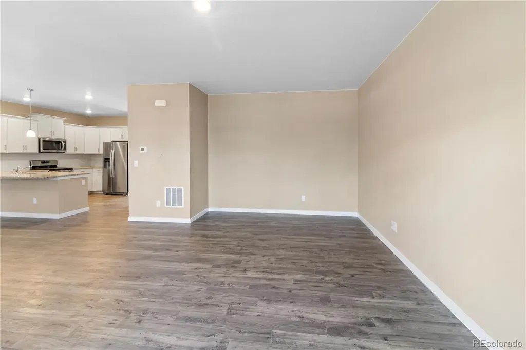 827 N Quatar Street Aurora CO 80018