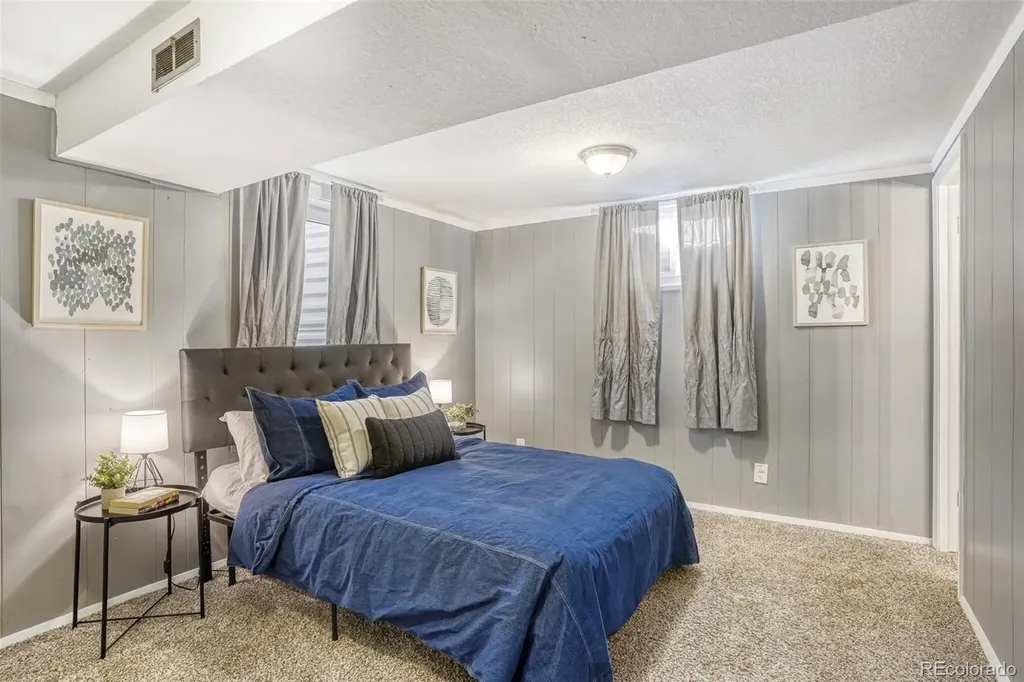 627 S Jasmine Way Denver CO 80224