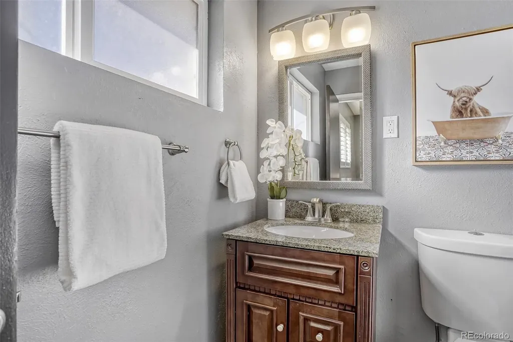 627 S Jasmine Way Denver CO 80224