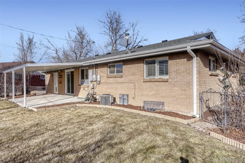 627 S Jasmine Way Denver CO 80224