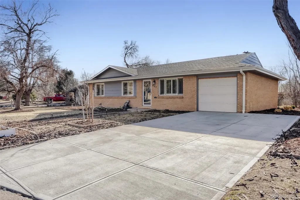 627 S Jasmine Way Denver CO 80224