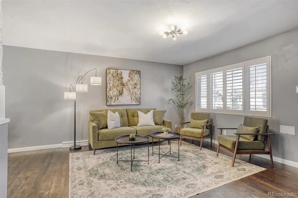 627 S Jasmine Way Denver CO 80224