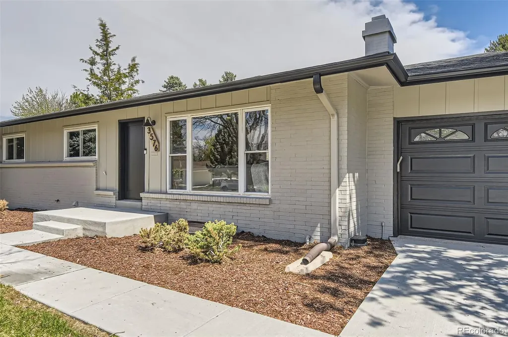 3576 S Holly Street Denver CO 80237