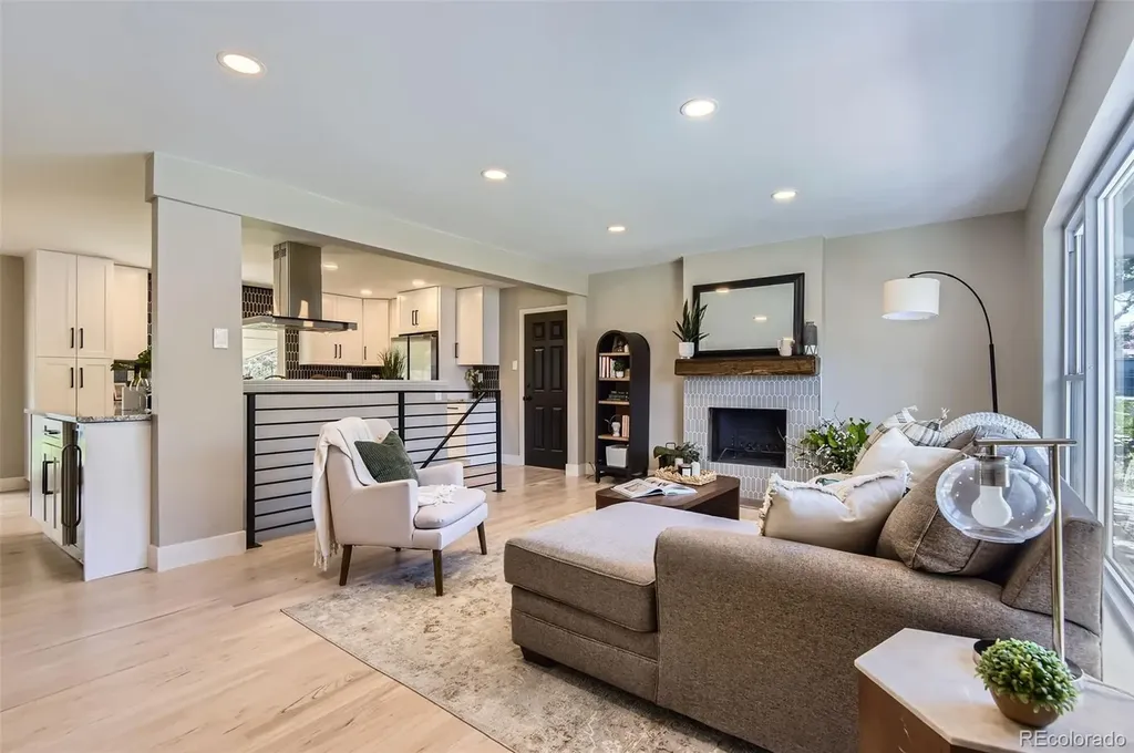 3576 S Holly Street Denver CO 80237