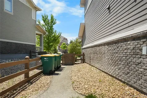 26843 E Easter Place Aurora CO 80016