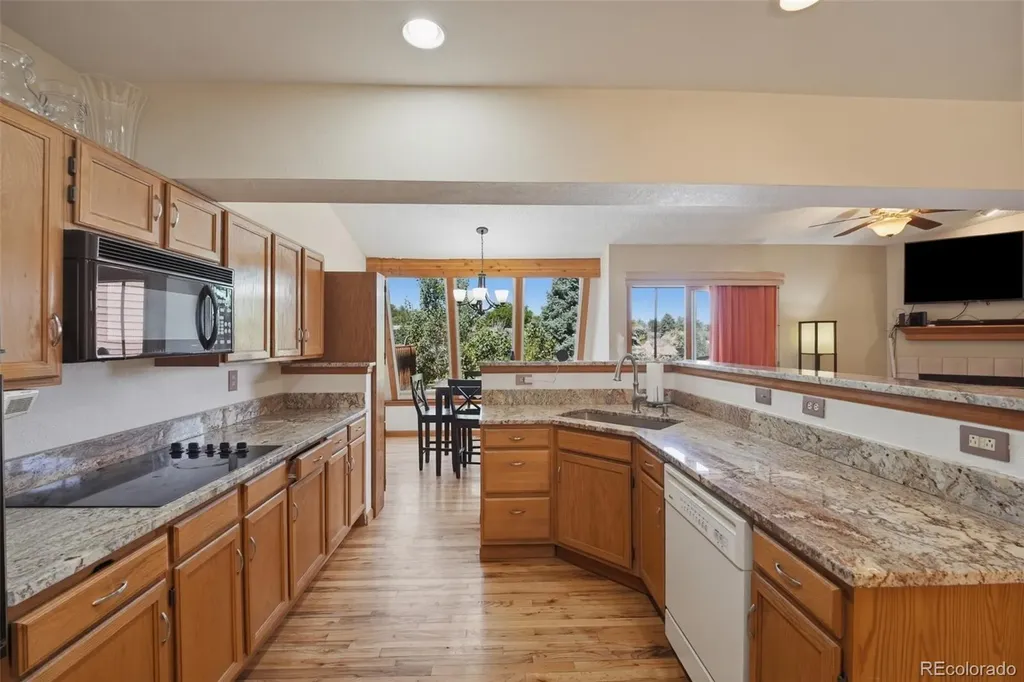 69 Ward Court Lakewood CO 80228