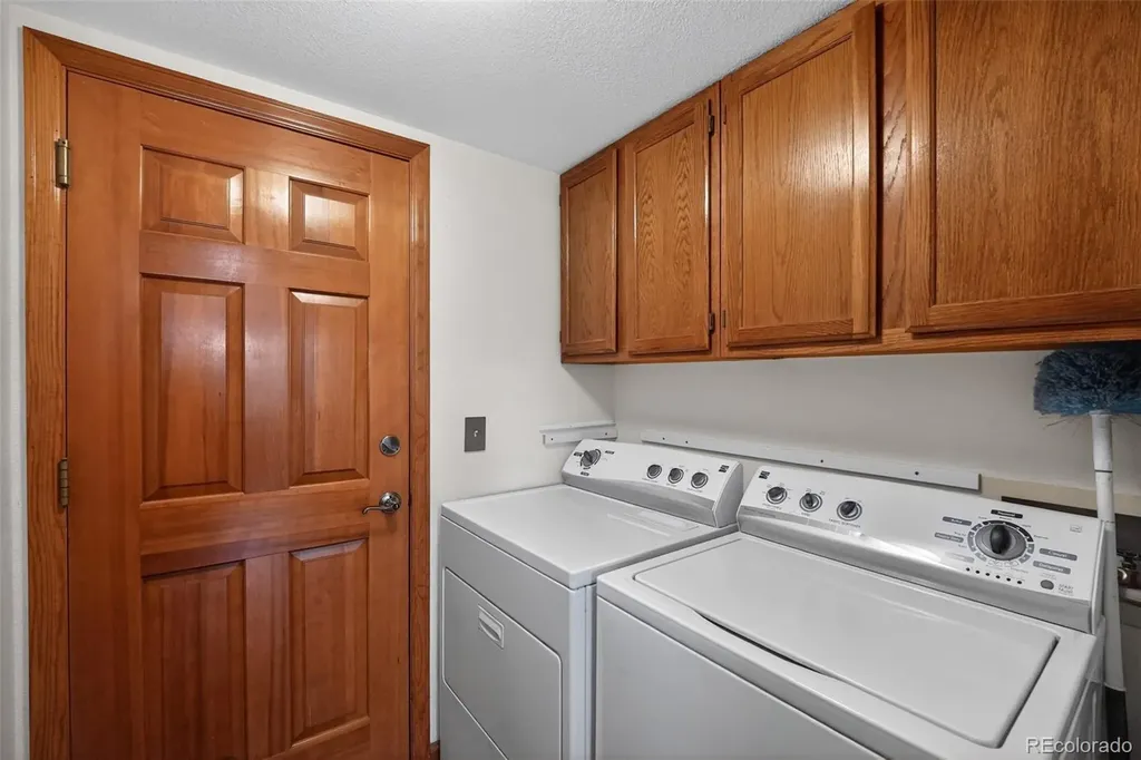 69 Ward Court Lakewood CO 80228
