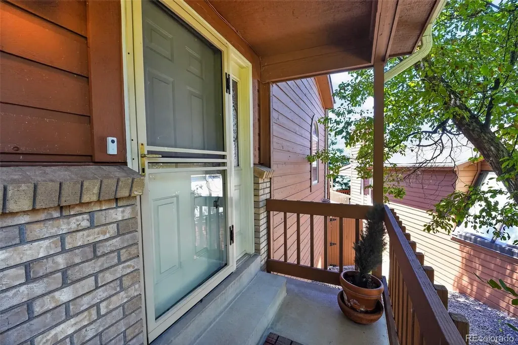 69 Ward Court Lakewood CO 80228