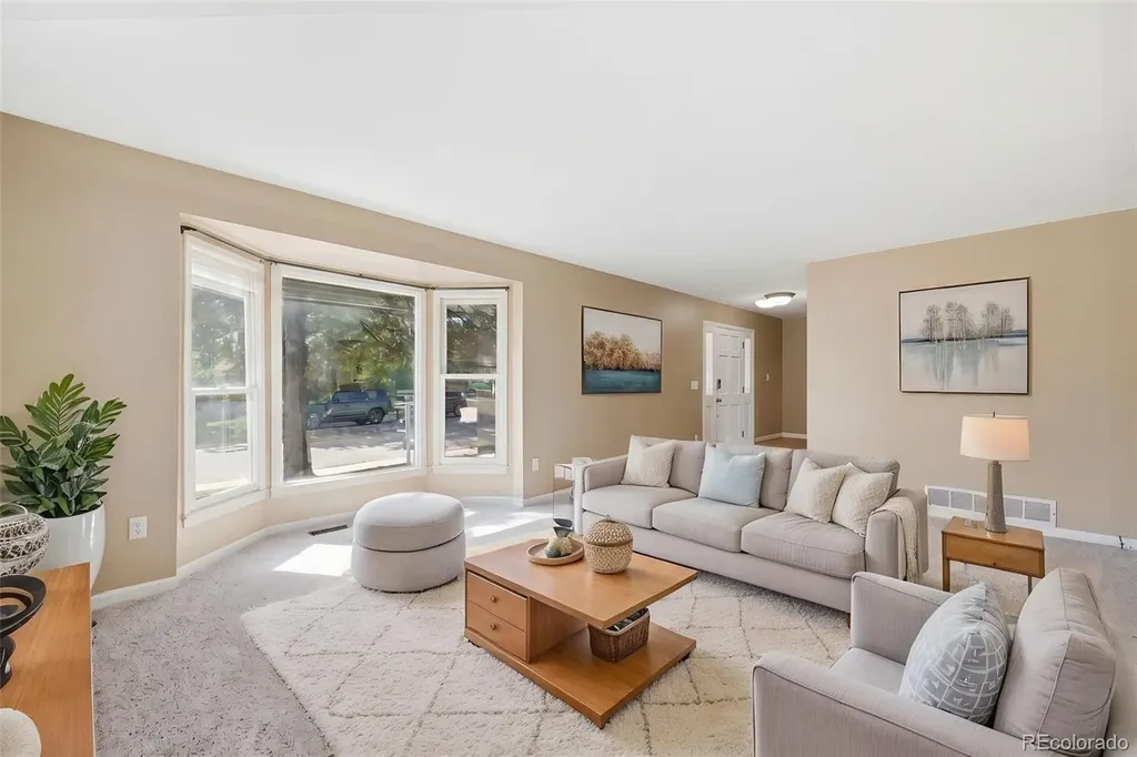 5671 S Killarney Way Centennial CO 80015