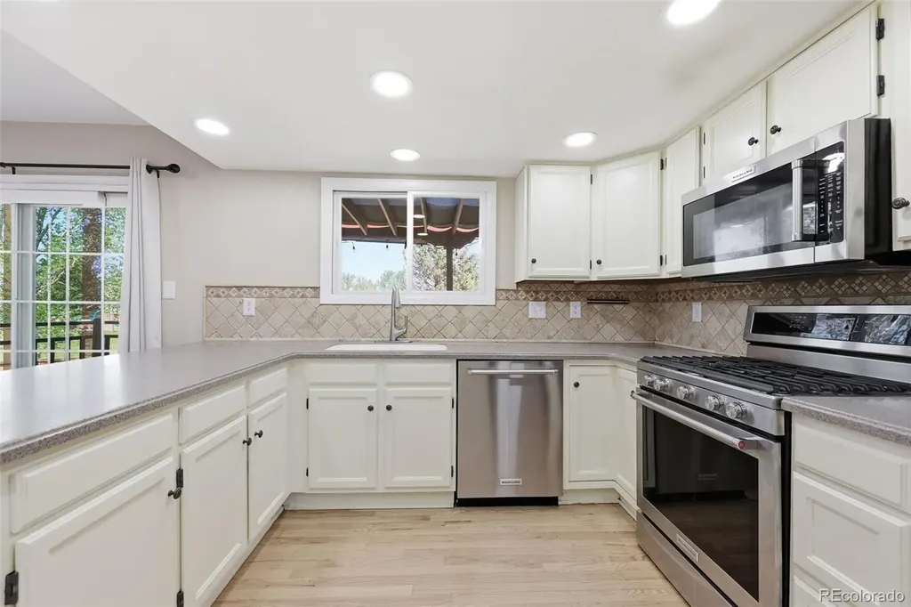 5671 S Killarney Way Centennial CO 80015