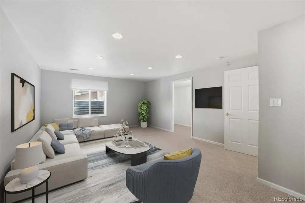 7287 S Acoma Street Littleton CO 80120