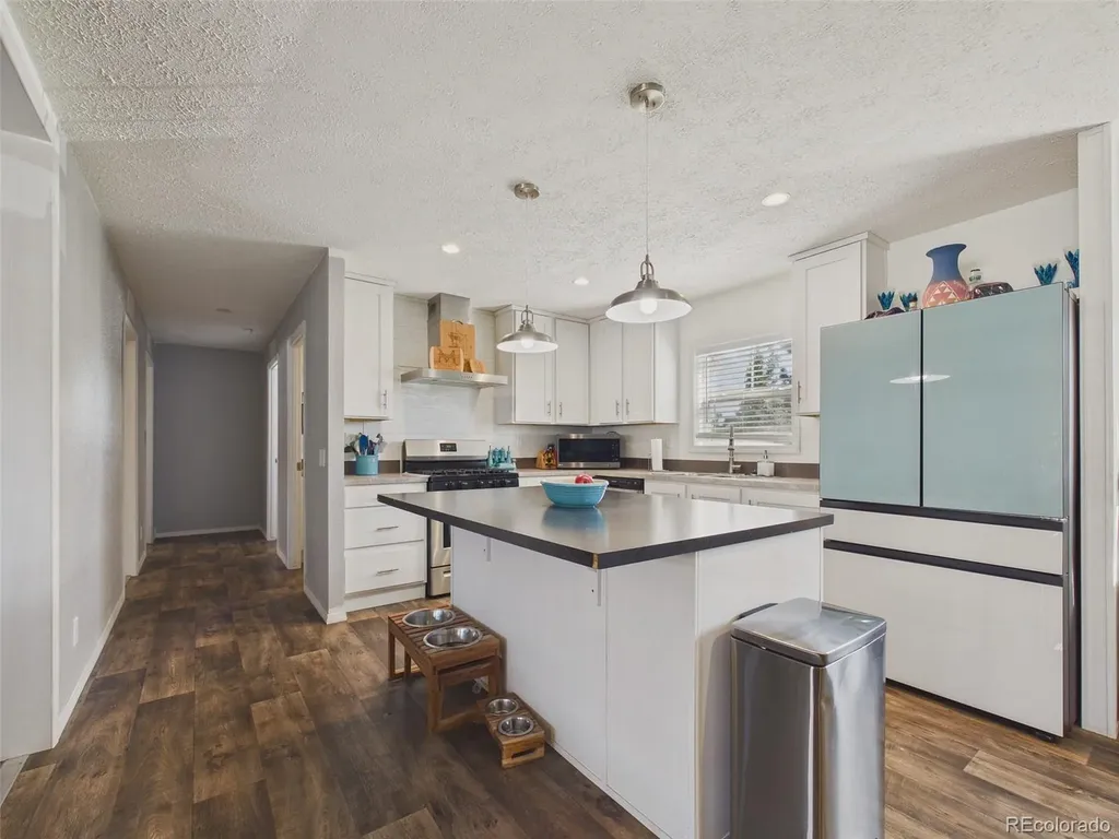 9710 Lark Street Denver CO 80260