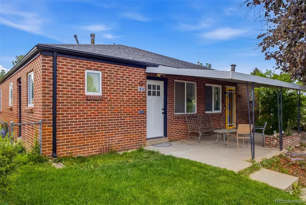 2823 N Madison Street Denver CO 80205